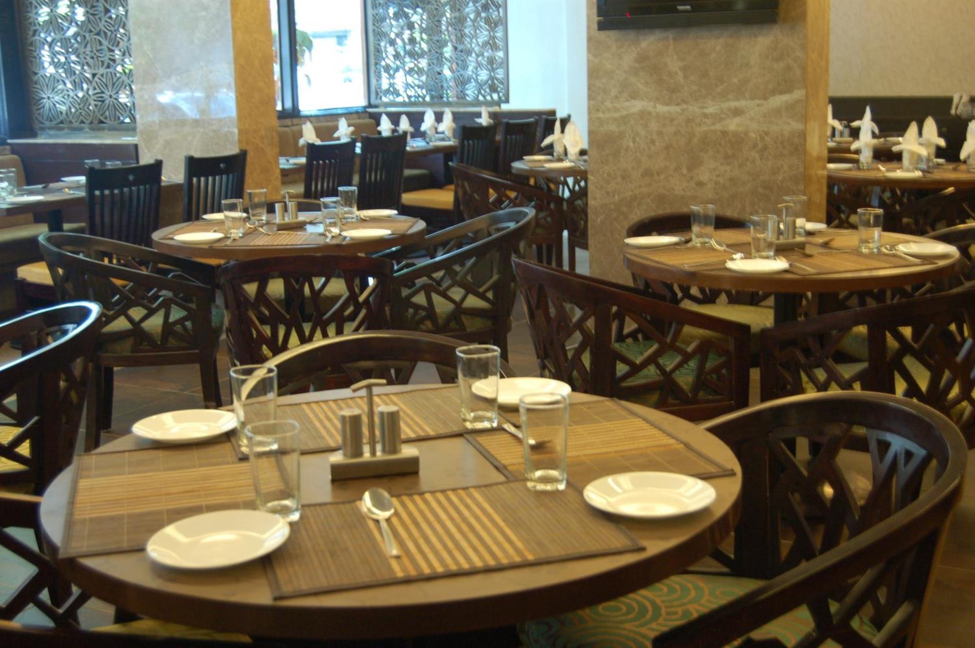 Comfort Inn President Near Ahmedabad Junction Station Ngoại thất bức ảnh