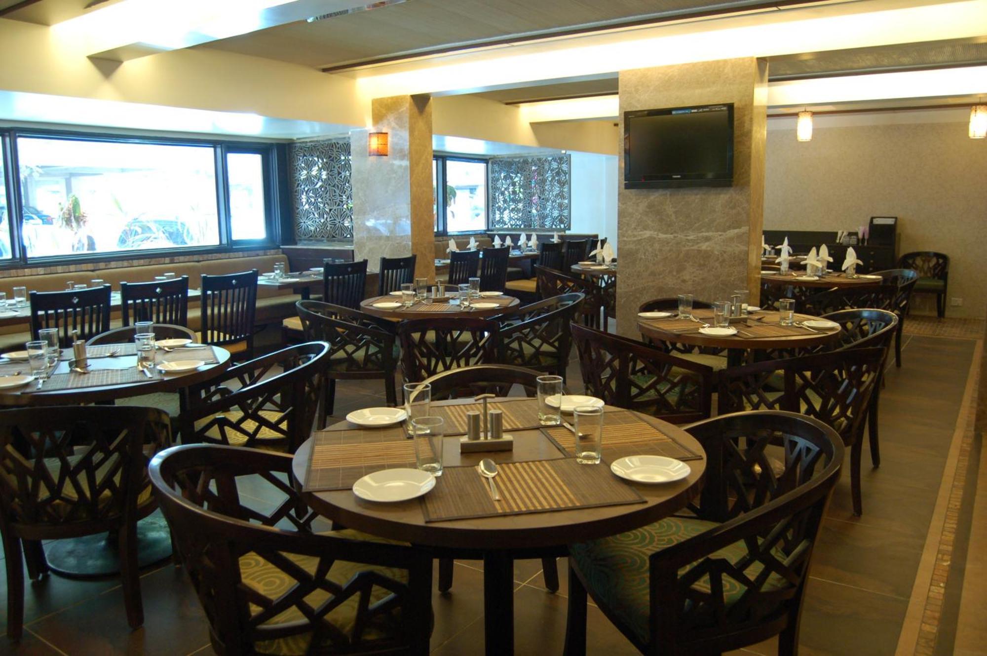 Comfort Inn President Near Ahmedabad Junction Station Ngoại thất bức ảnh
