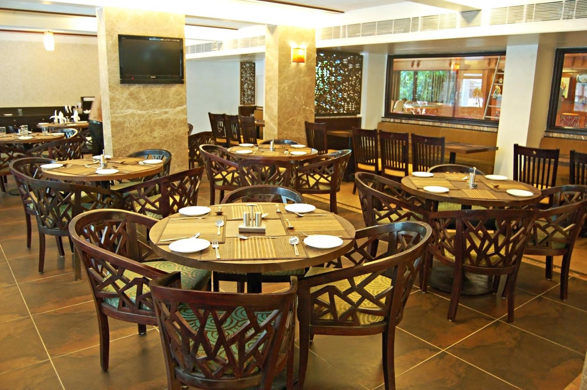 Comfort Inn President Near Ahmedabad Junction Station Ngoại thất bức ảnh